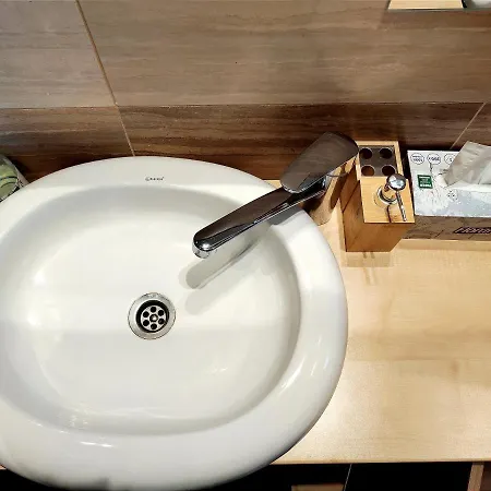 Casa De Vis Quarto em Acomodações Particulares *